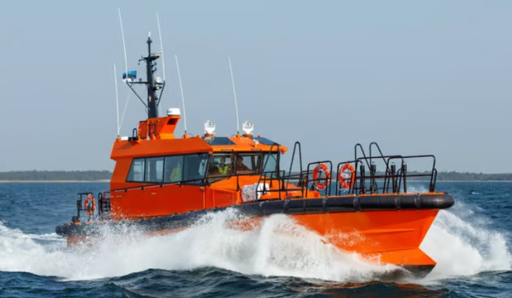 Equipements Défenses de Vedettes Ocean 3 - 2 Pilot Boats Lithuaniens 15 m