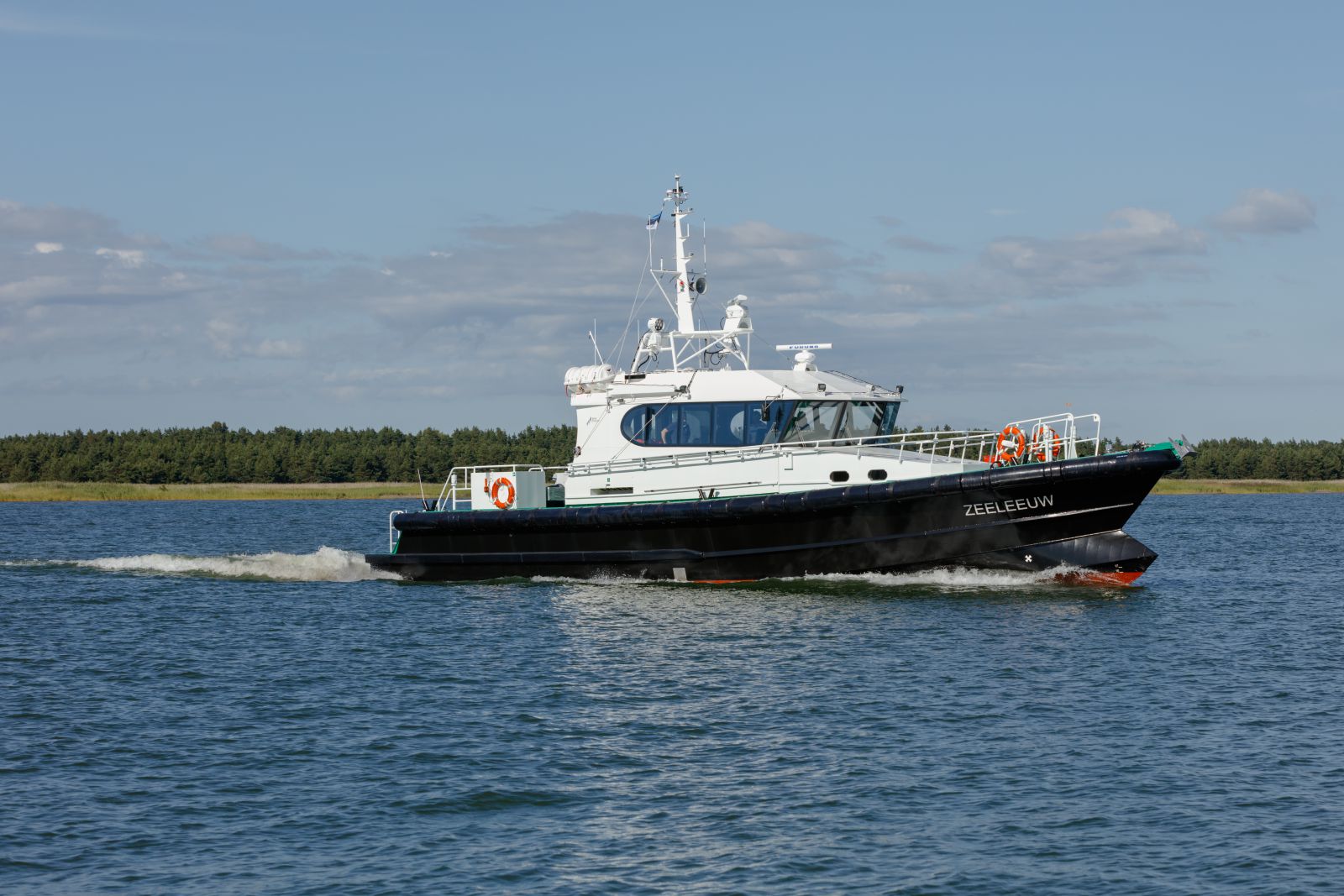 Défenses de Vedettes Ocean 3 - Pilotine Zeeleeuw Belgium