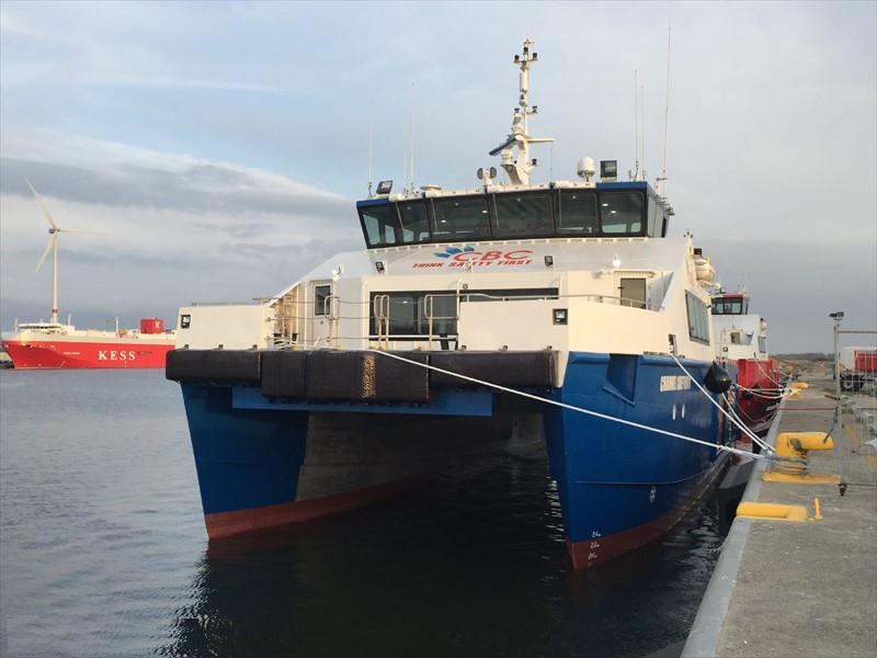 Equipements Défenses de Vedettes Ocean 3 - Wind Farm Support Vessel Channel Chieftain IX