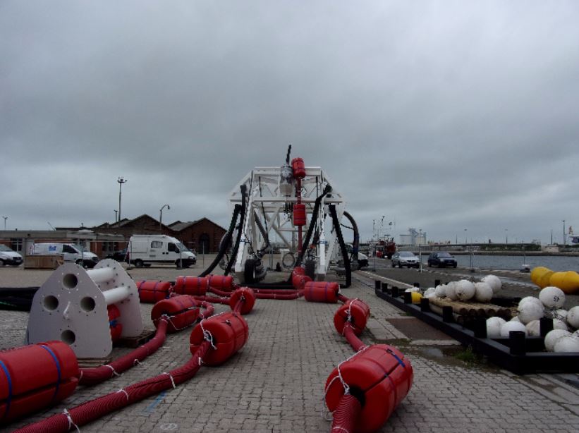 Installation 1ère ligne de 30 Flotteurs Ocean 3