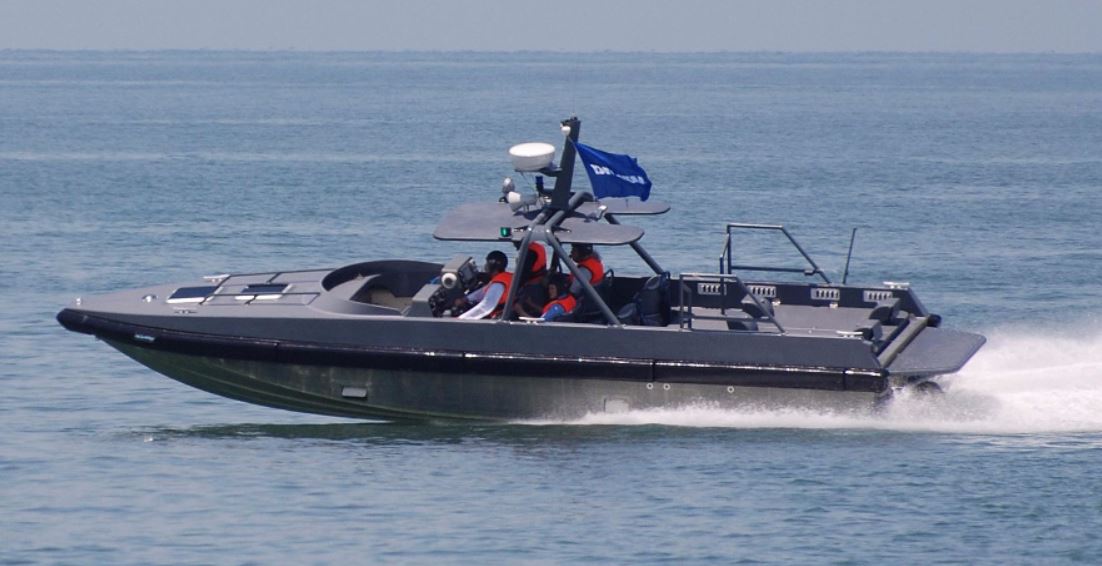 Equipements Défenses de Vedettes Ocean 3 - 5 Interceptor 11 02 Damen UAE Navy