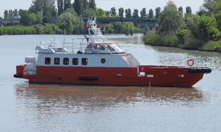 Equipements Défenses de Vedettes Ocean 3 - 8 Crew Boats - Flotte Shuttle 